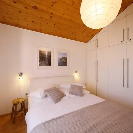 Gordana Apartment Vir